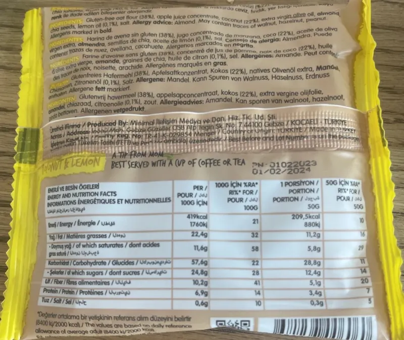 Bir paketin arkasındaki içindekiler listesi